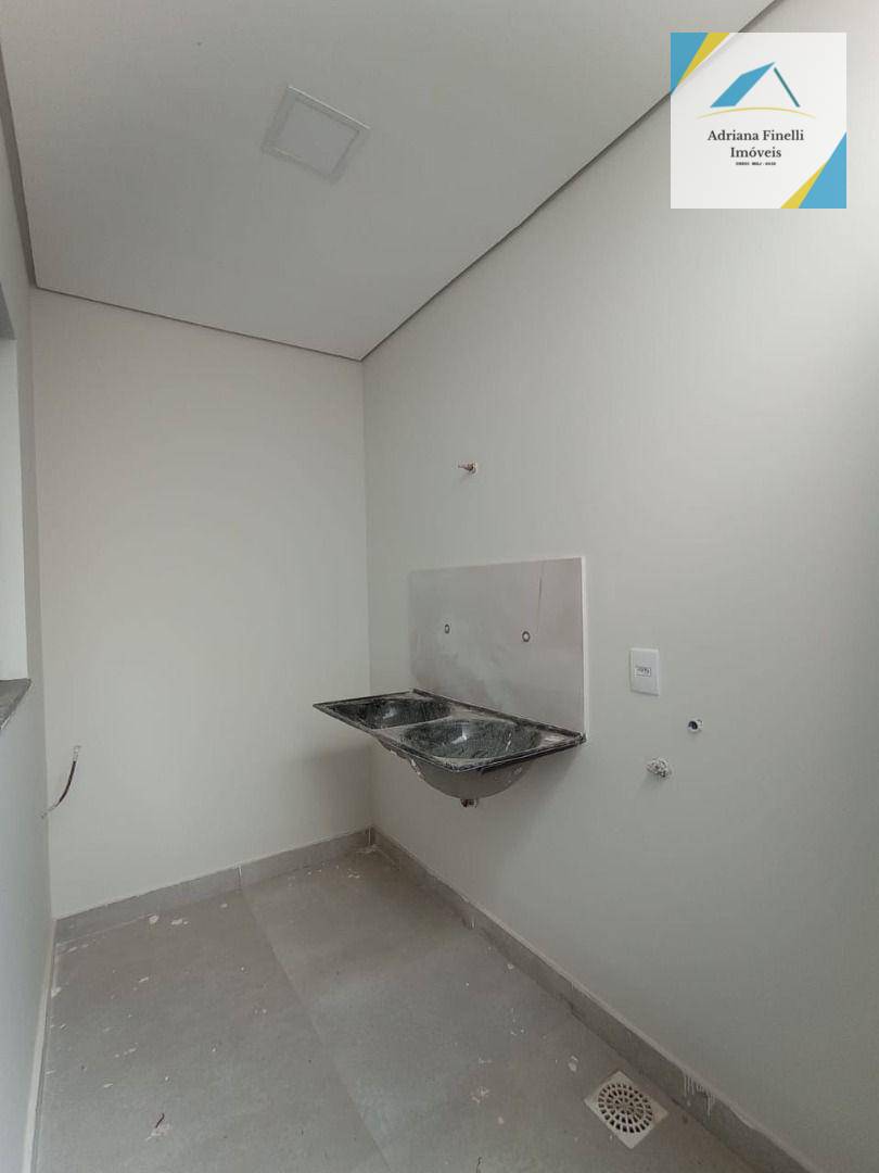 Casa à venda com 2 quartos, 88m² - Foto 10