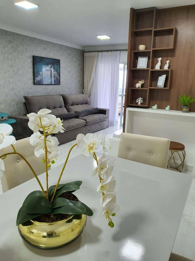 Apartamento à venda com 3 quartos, 139m² - Foto 8