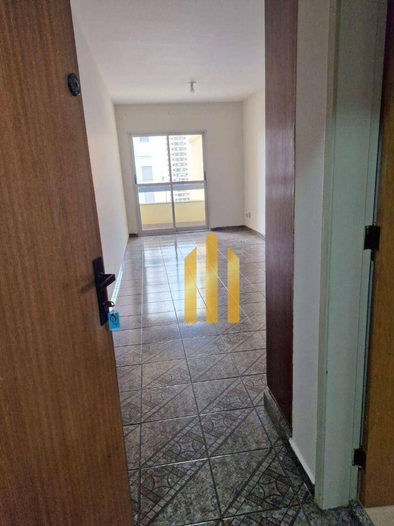 Apartamento para alugar com 3 quartos, 65m² - Foto 3