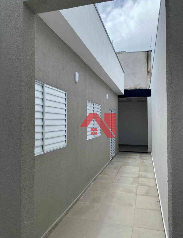 Casa à venda com 3 quartos, 90m² - Foto 10