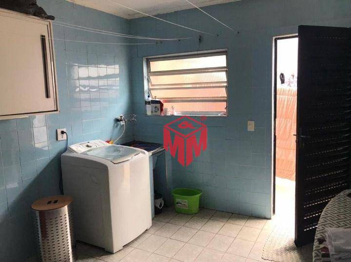 Sobrado à venda com 3 quartos, 218m² - Foto 9