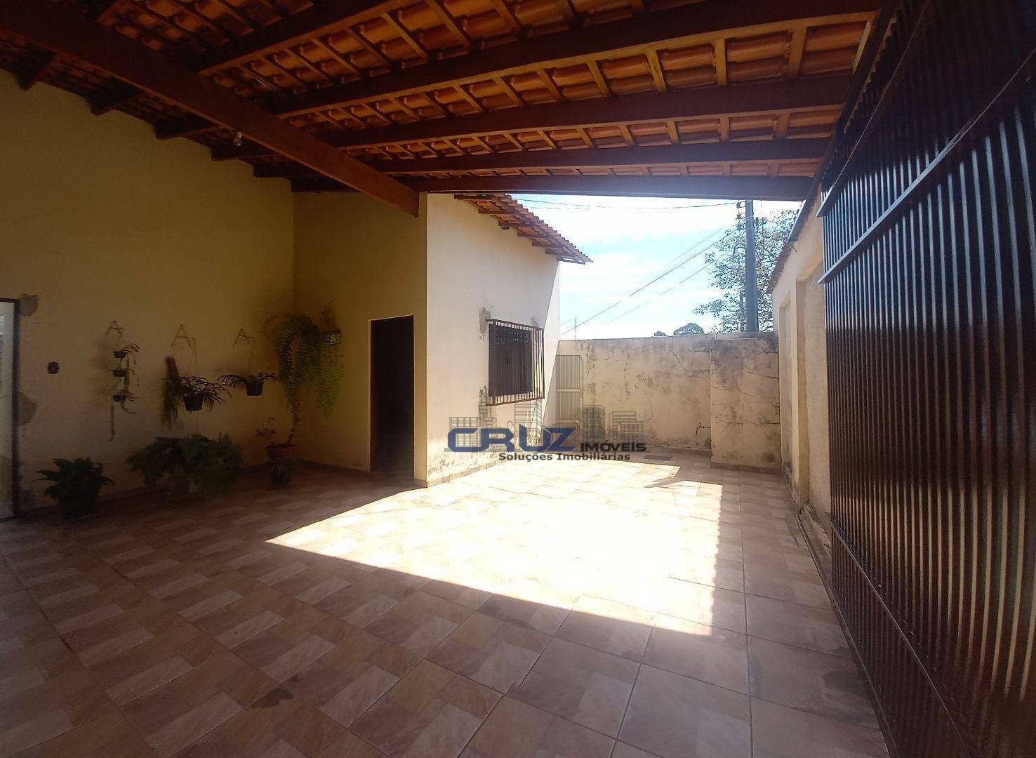 Casa à venda com 1 quarto, 114m² - Foto 1