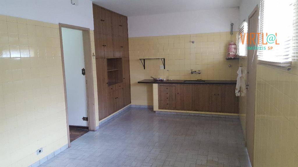 Casa à venda com 3 quartos, 180m² - Foto 7