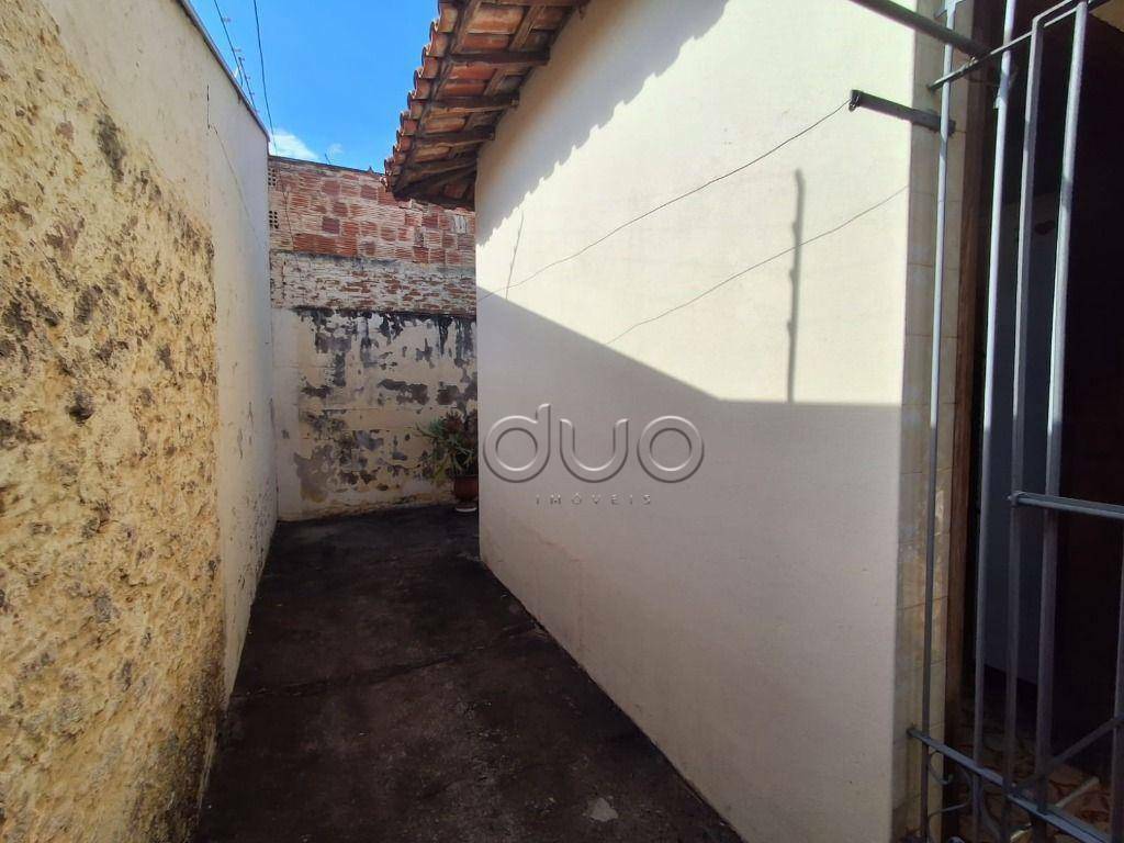 Casa à venda com 3 quartos, 176m² - Foto 8