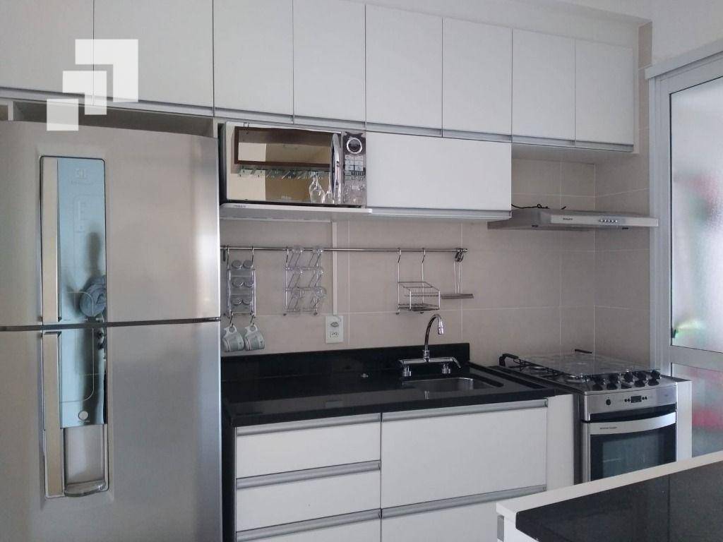 Apartamento para alugar com 2 quartos, 110m² - Foto 30