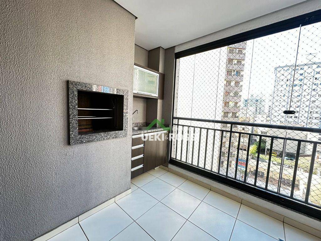 Apartamento à venda com 3 quartos, 74m² - Foto 3