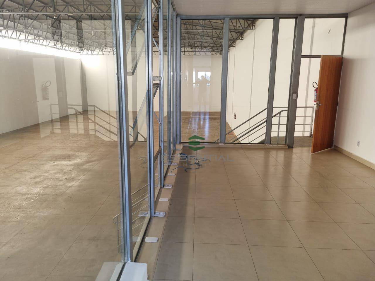 Depósito-Galpão-Armazém para alugar, 1000m² - Foto 4