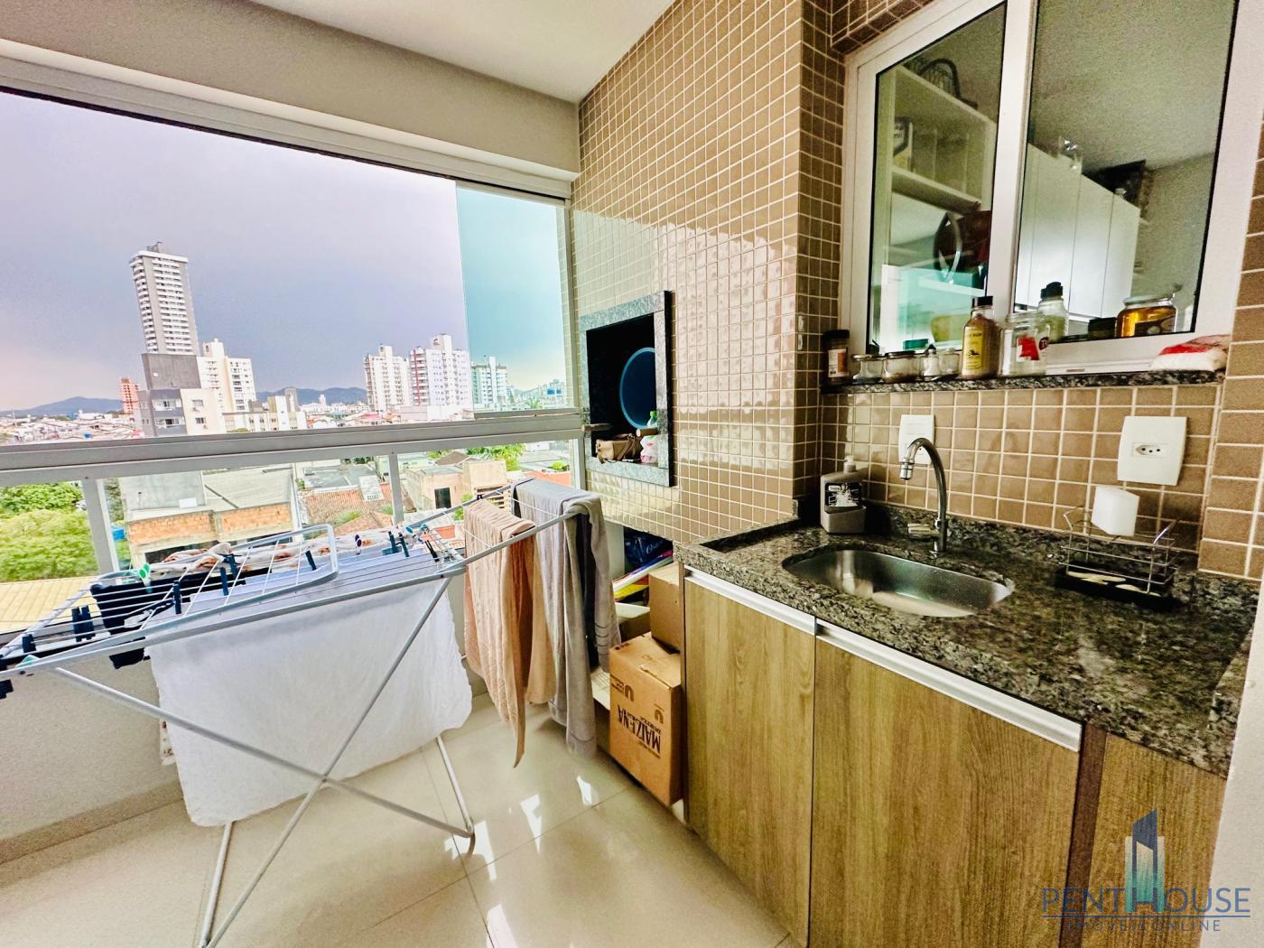 Apartamento à venda com 2 quartos, 75m² - Foto 8