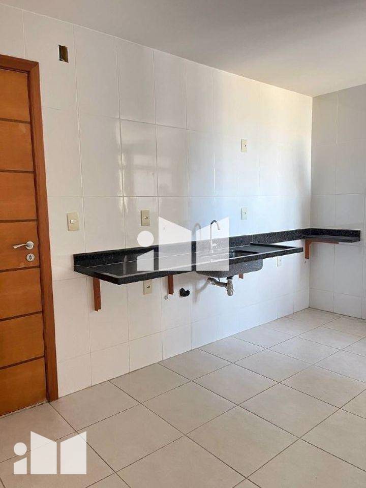 Apartamento à venda com 3 quartos, 110m² - Foto 14