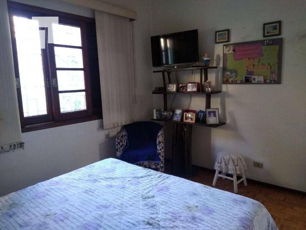 Casa de Condomínio para alugar com 3 quartos, 198m² - Foto 4