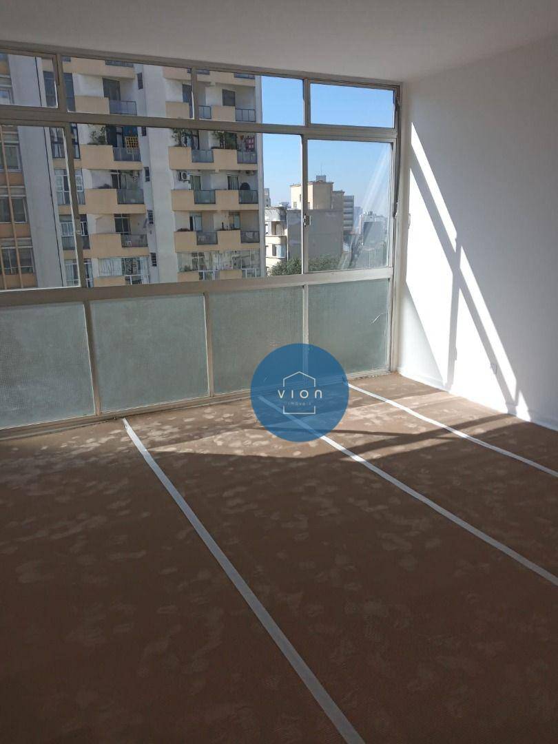 Apartamento à venda com 3 quartos, 110m² - Foto 17