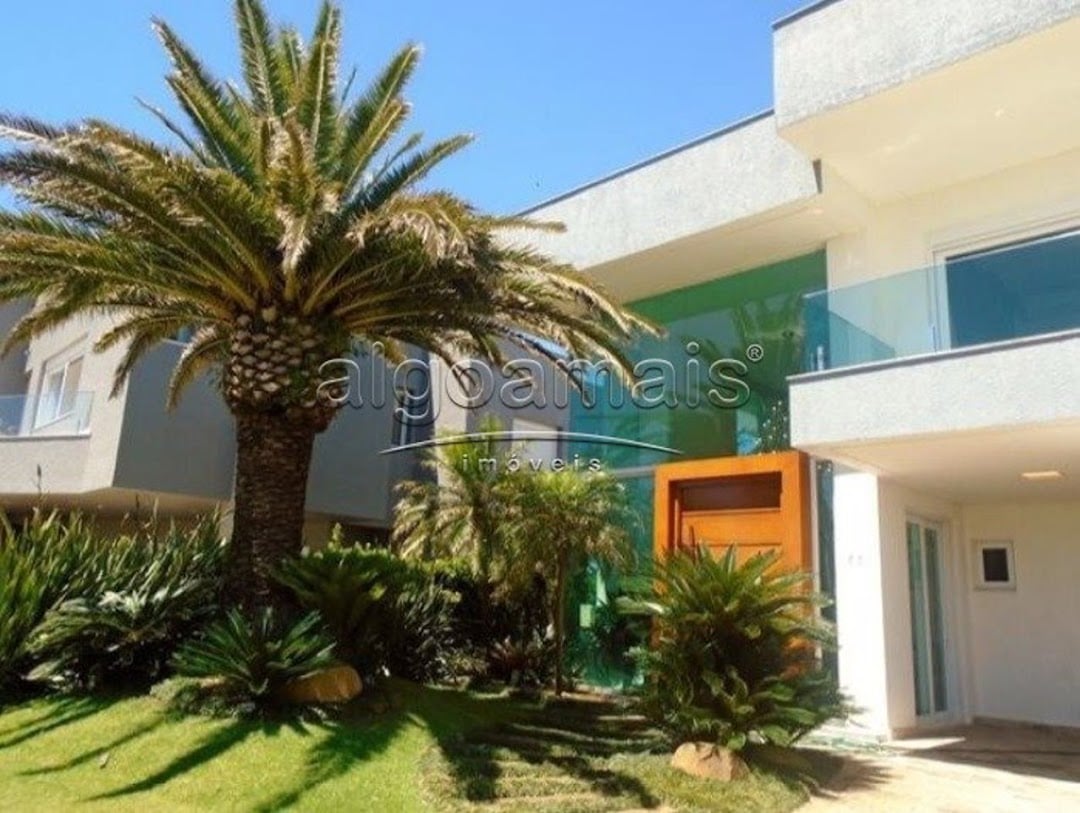 Casa de Condomínio à venda com 5 quartos, 395m² - Foto 1