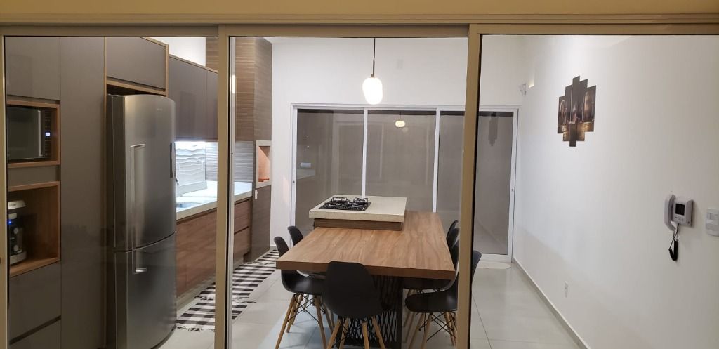 Casa de Condomínio à venda com 2 quartos, 120m² - Foto 2