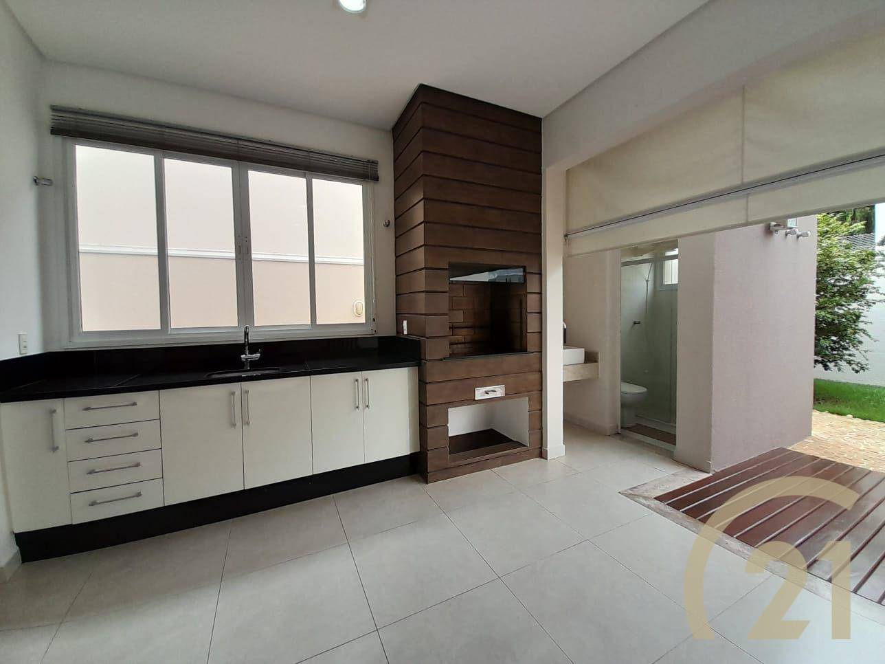 Casa de Condomínio para alugar com 3 quartos, 229m² - Foto 27