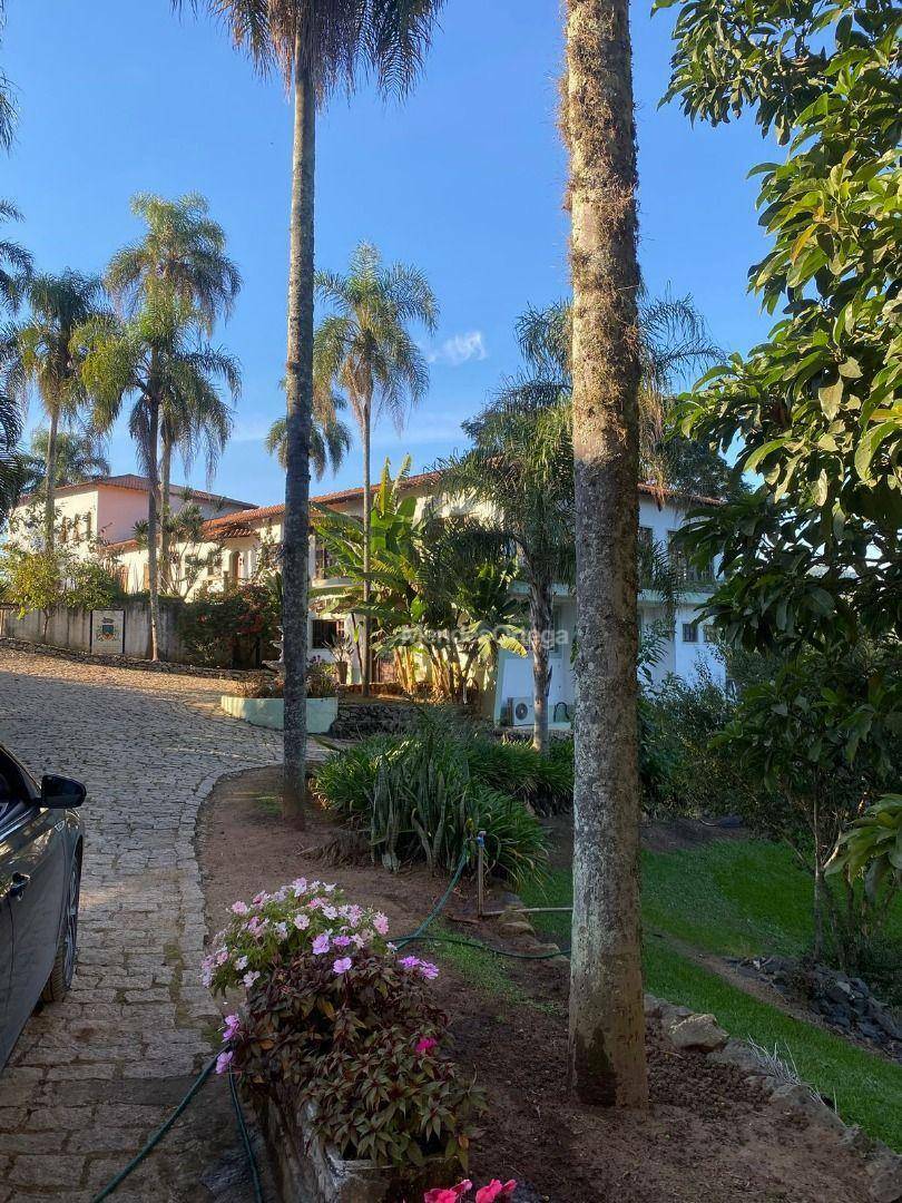 Sítio à venda com 8 quartos, 800m² - Foto 40