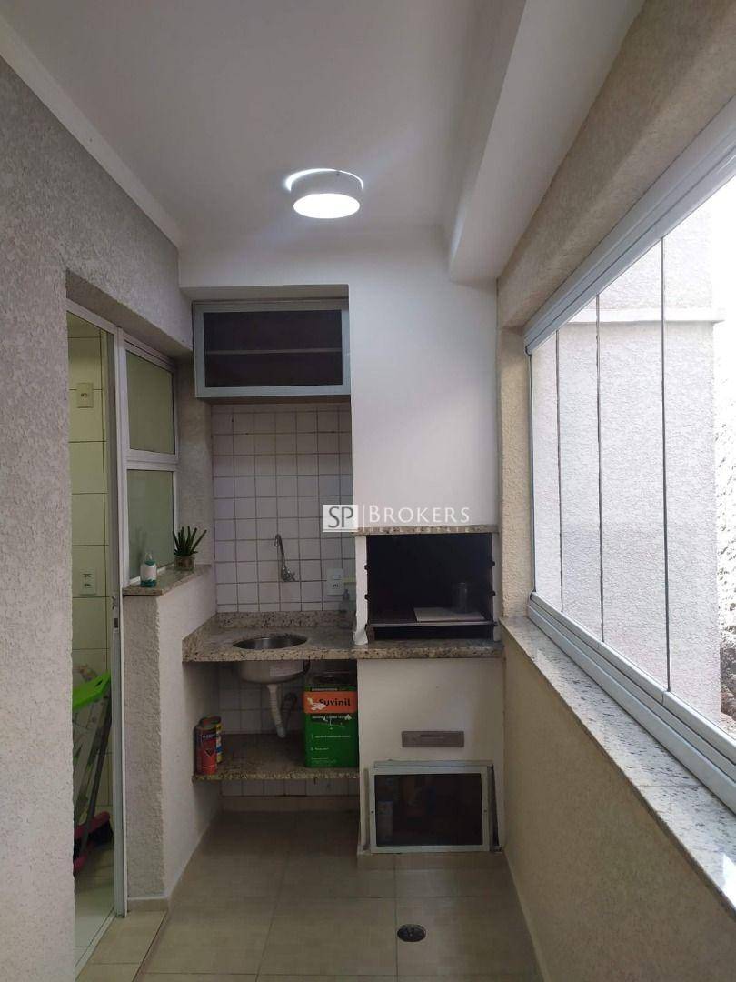 Apartamento à venda com 3 quartos, 70m² - Foto 2