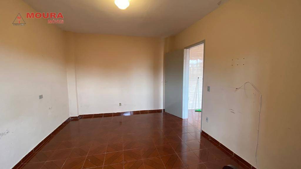 Casa à venda com 2 quartos, 60m² - Foto 7