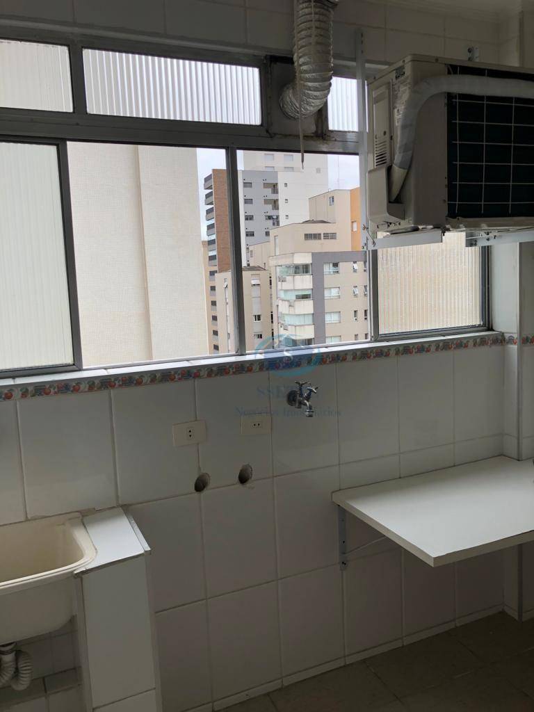 Apartamento à venda com 3 quartos, 135m² - Foto 13