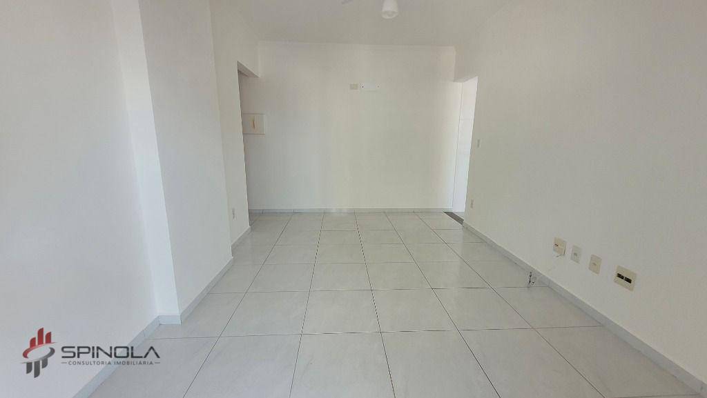 Apartamento à venda com 2 quartos, 77m² - Foto 10