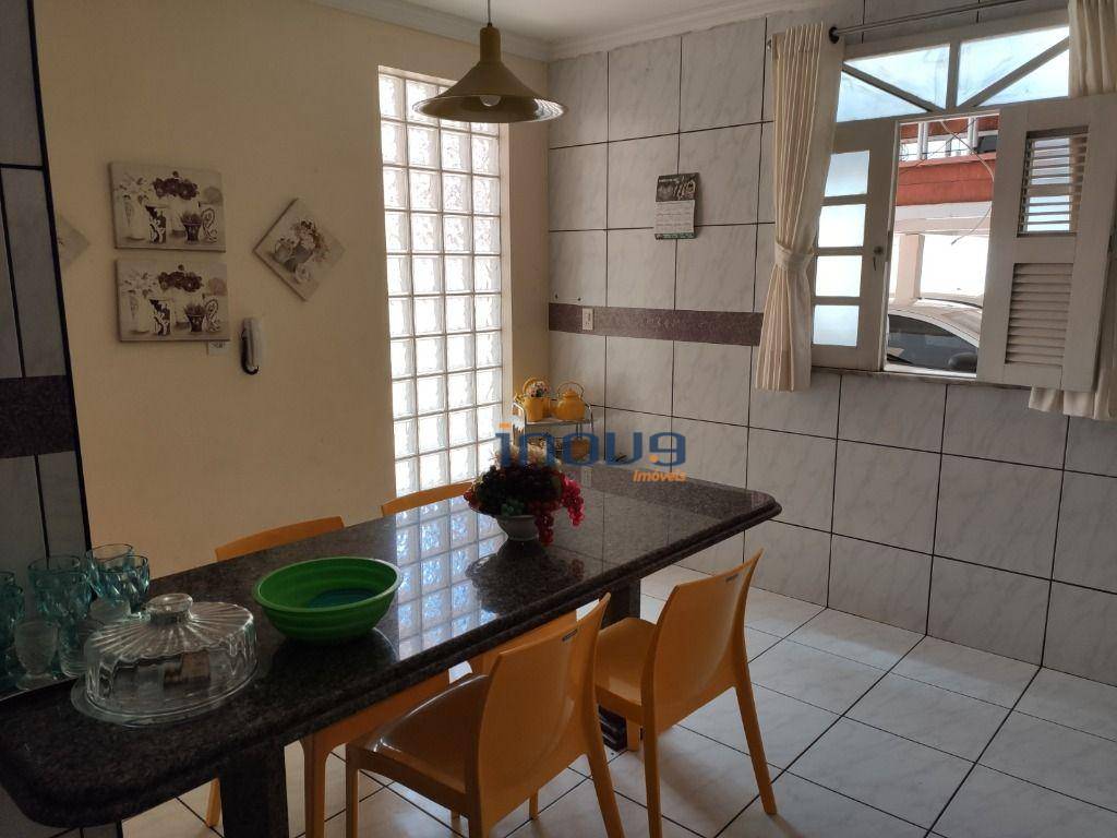 Casa à venda com 5 quartos, 360m² - Foto 17