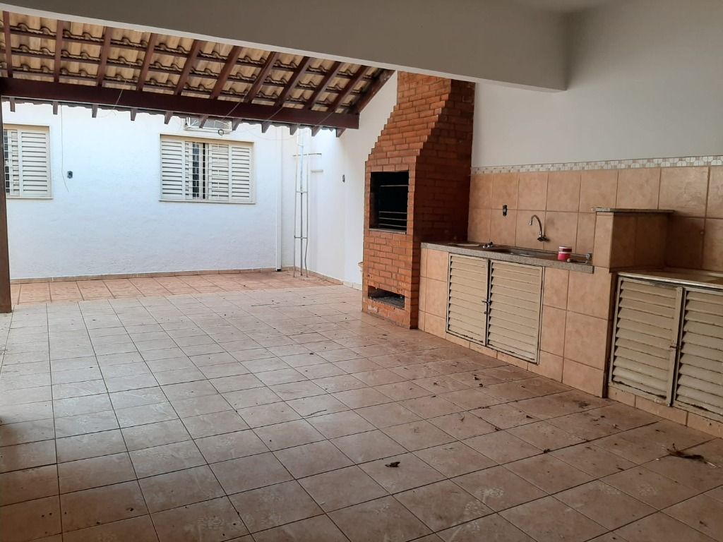 Casa à venda com 6 quartos, 256m² - Foto 21