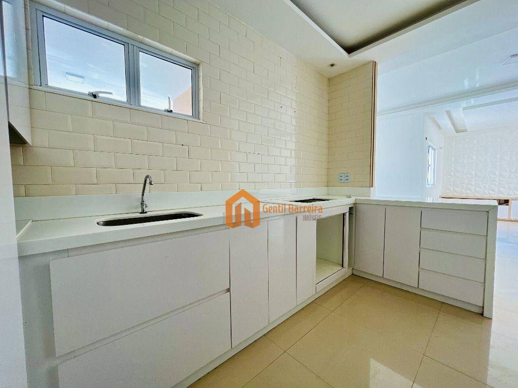 Casa de Condomínio à venda com 5 quartos, 269m² - Foto 33