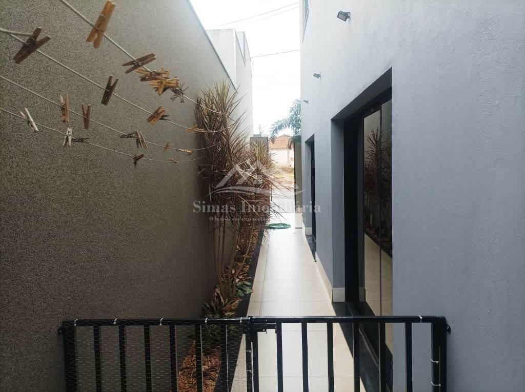 Casa à venda com 3 quartos, 180m² - Foto 41