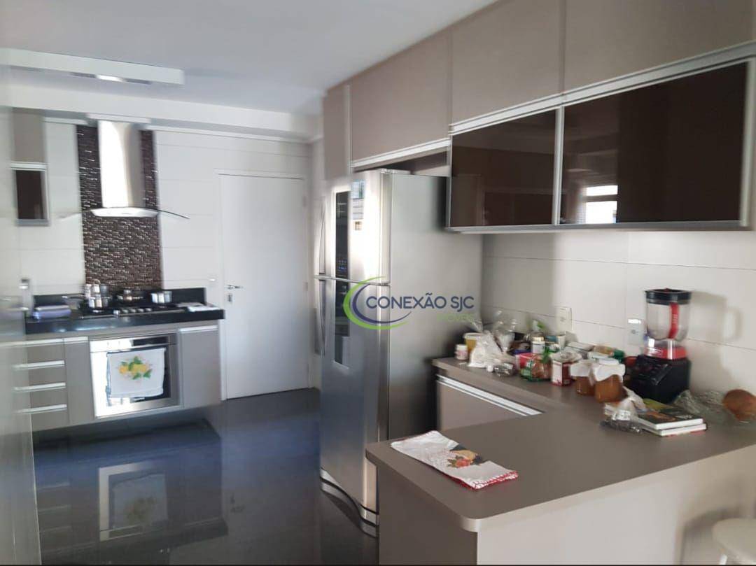 Apartamento à venda com 3 quartos, 194m² - Foto 14