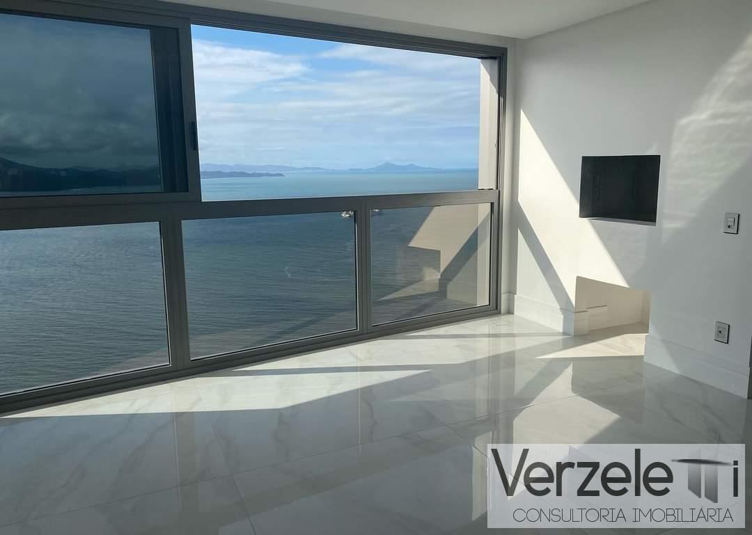 Apartamento à venda com 4 quartos, 230m² - Foto 3