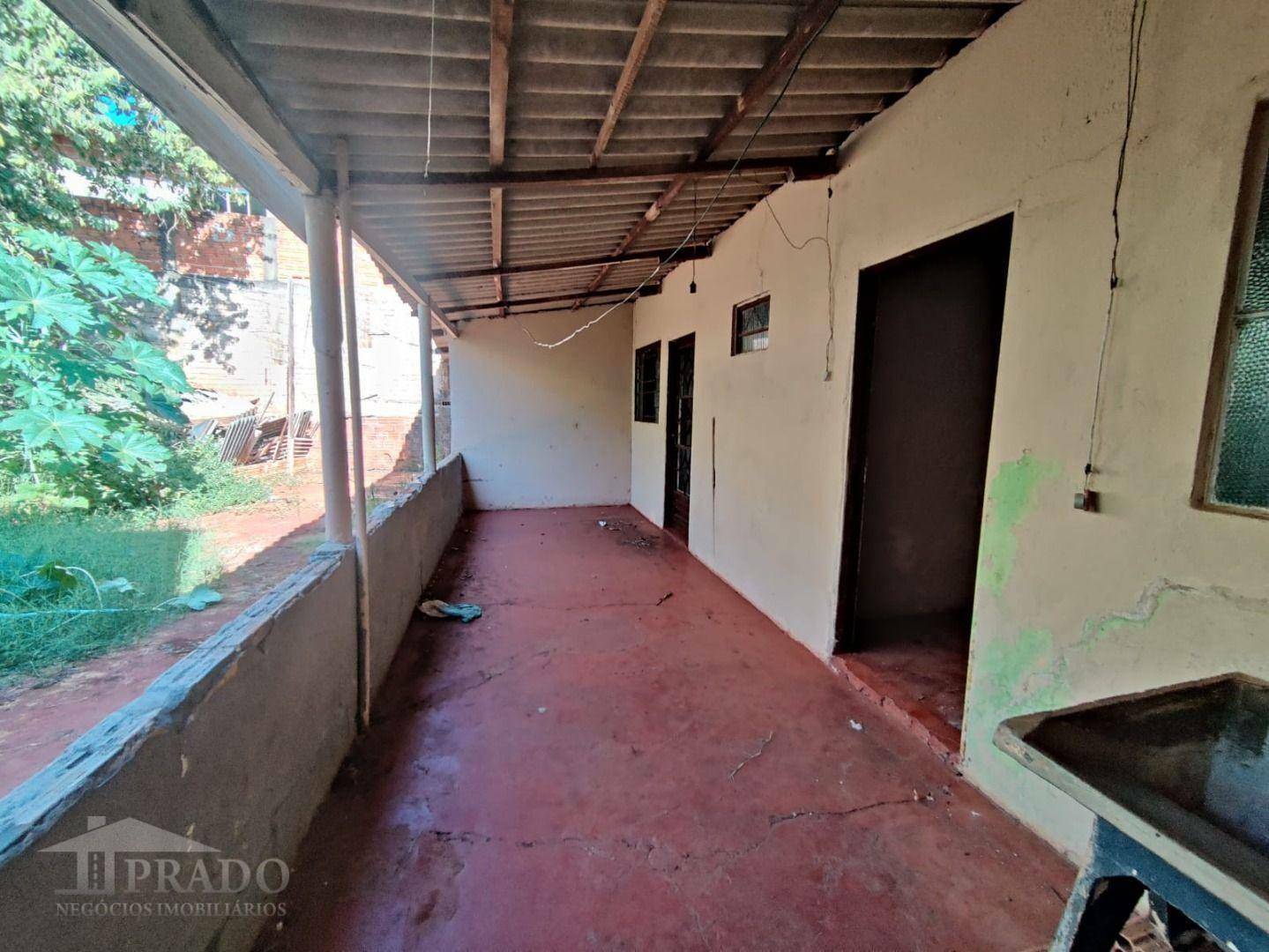 Casa à venda com 5 quartos, 90m² - Foto 11