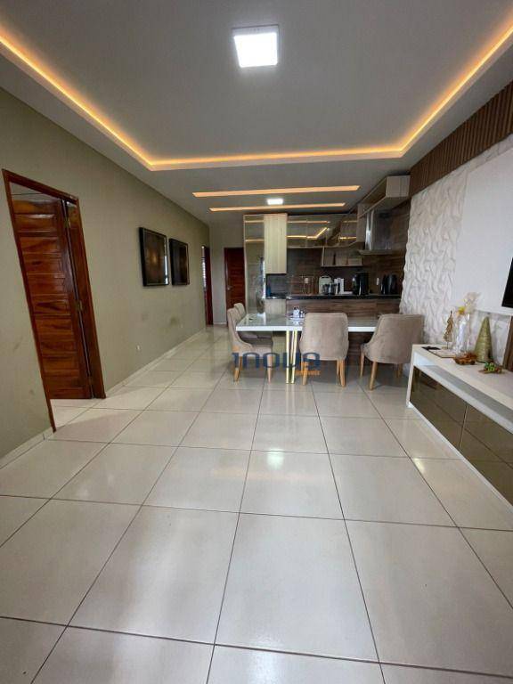 Casa à venda com 4 quartos, 250m² - Foto 9