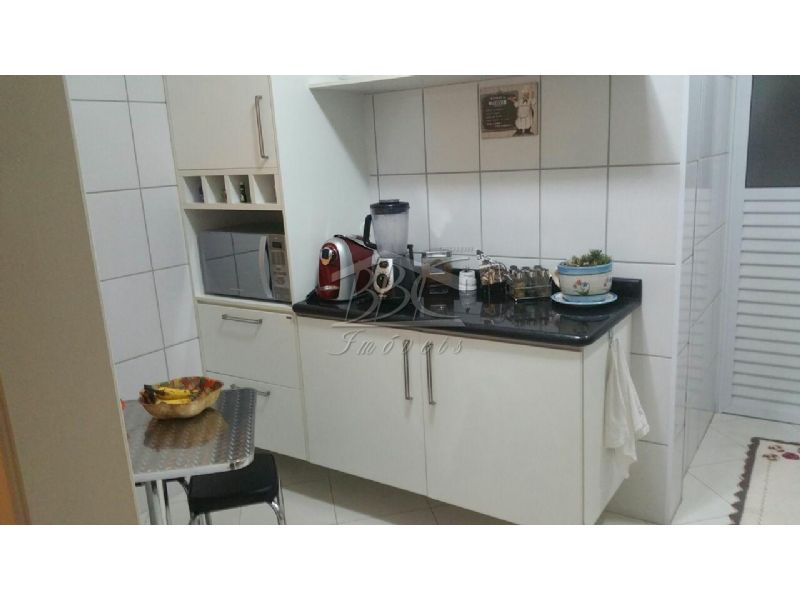 Apartamento à venda com 2 quartos, 70m² - Foto 8