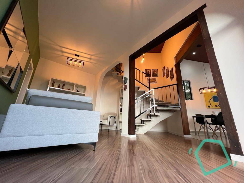 Casa de Condomínio para alugar com 3 quartos, 130m² - Foto 5