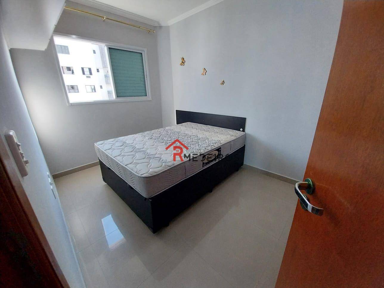 Apartamento à venda com 2 quartos, 79m² - Foto 10