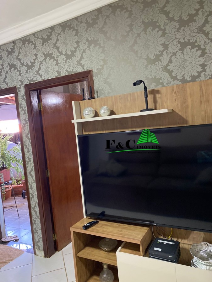 Casa à venda com 4 quartos, 166m² - Foto 4