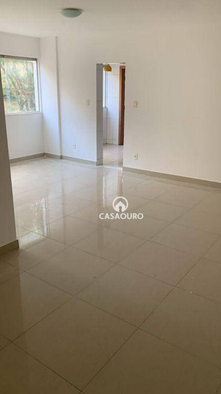 Apartamento à venda com 3 quartos, 94m² - Foto 15