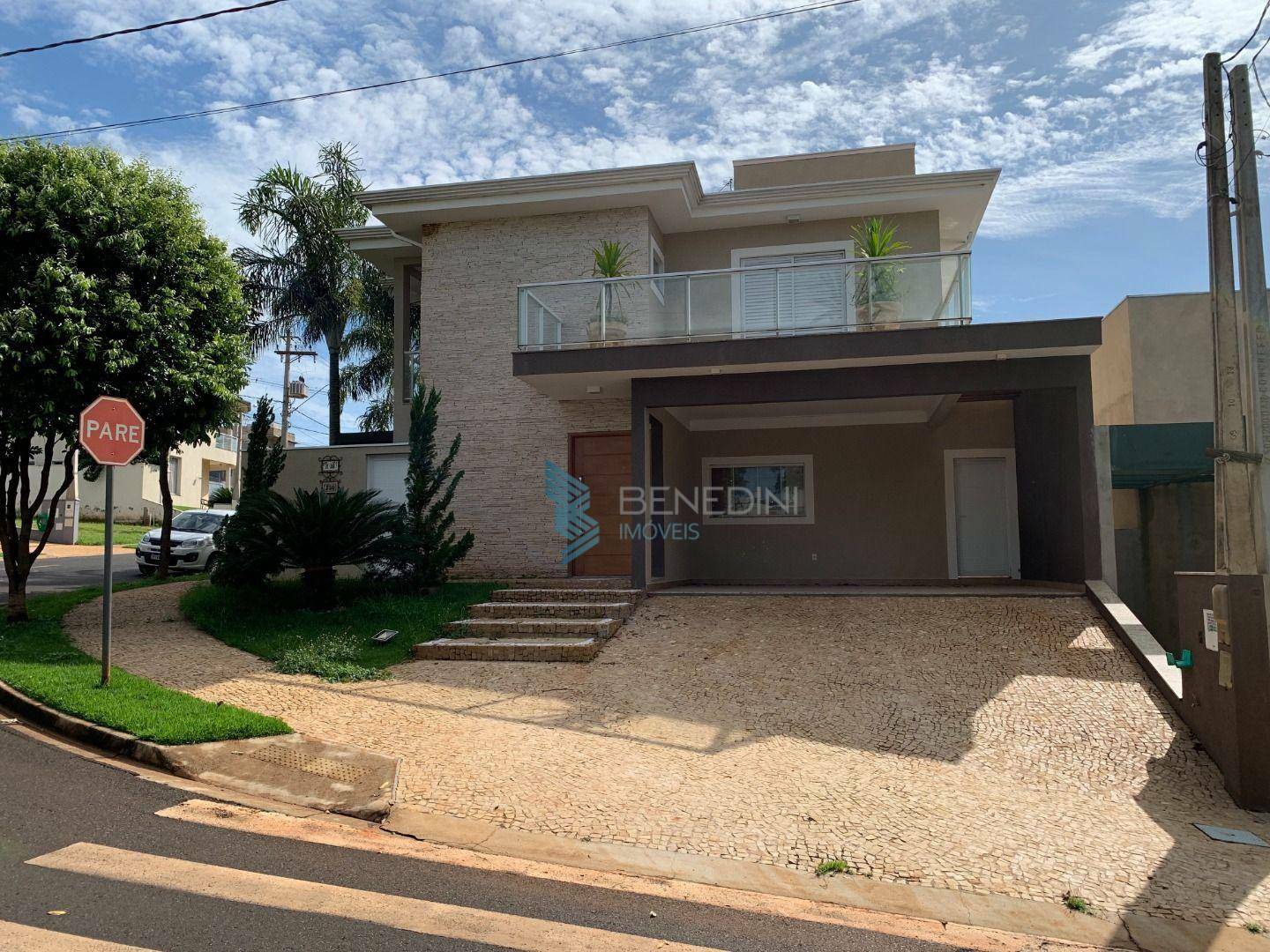 Casa de Condomínio à venda com 3 quartos, 306m² - Foto 2