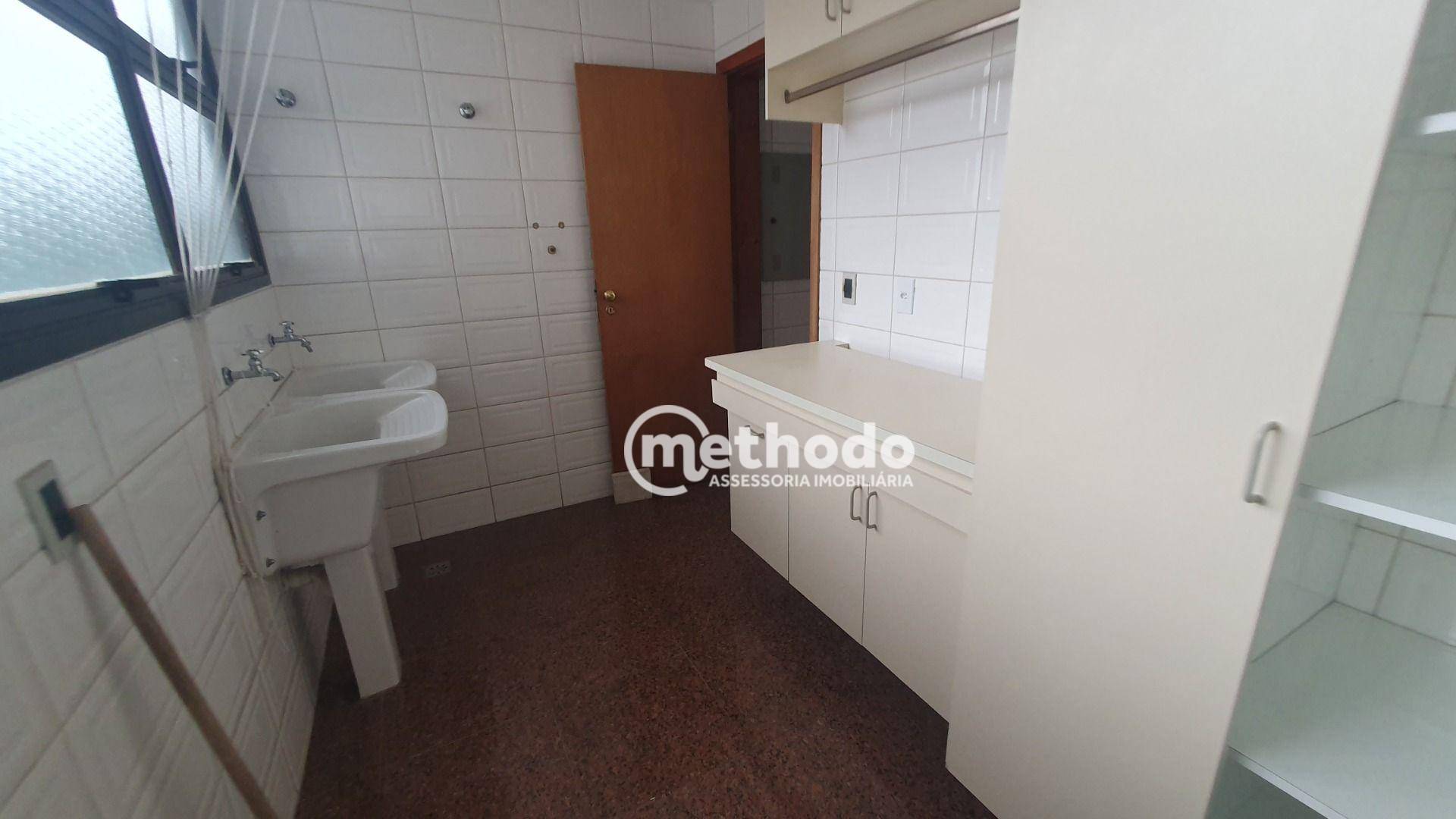 Apartamento para alugar com 4 quartos, 235m² - Foto 18