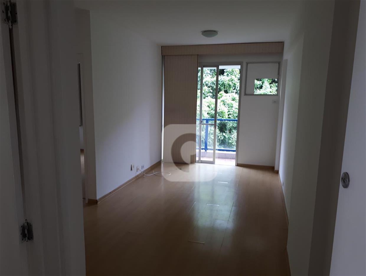 Apartamento à venda com 1 quarto, 55m² - Foto 8