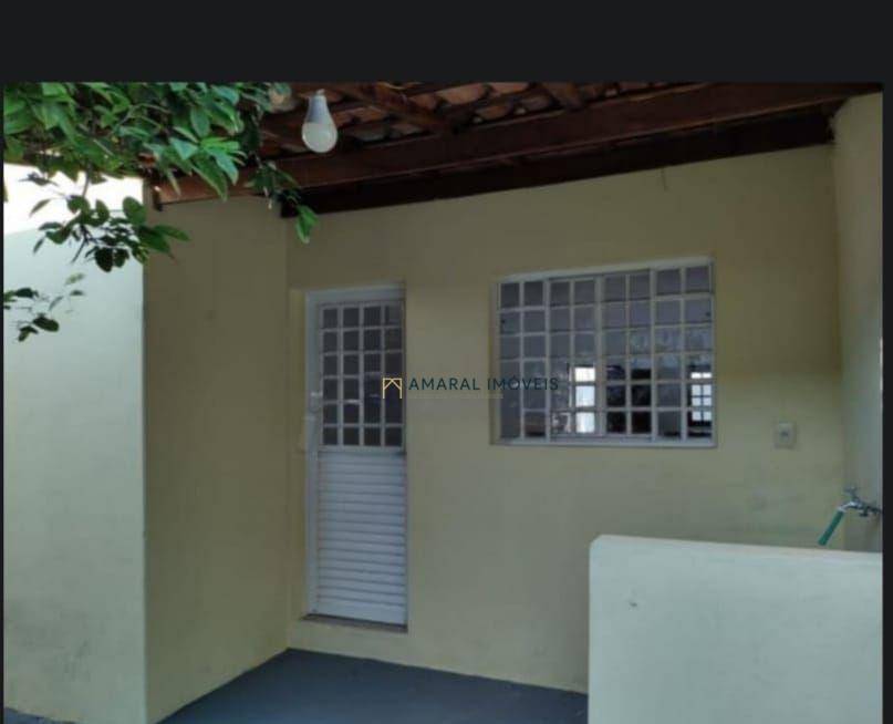 Casa para alugar com 2 quartos, 107m² - Foto 8