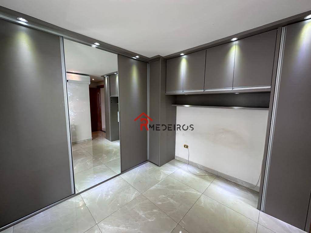 Apartamento à venda com 3 quartos, 120m² - Foto 17