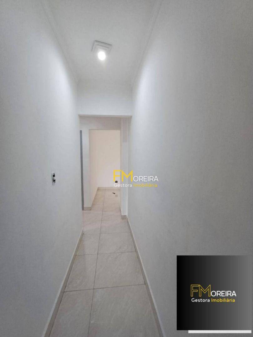 Apartamento para alugar com 3 quartos, 115m² - Foto 11