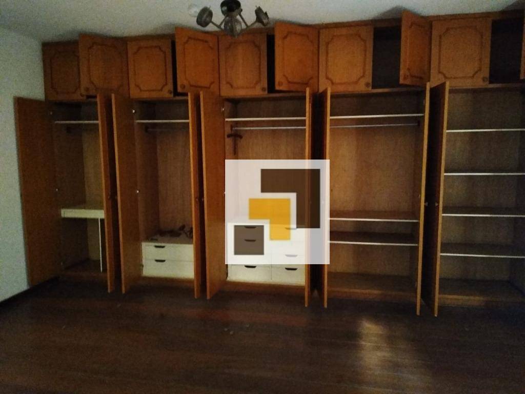 Sobrado à venda e aluguel com 4 quartos, 440m² - Foto 28