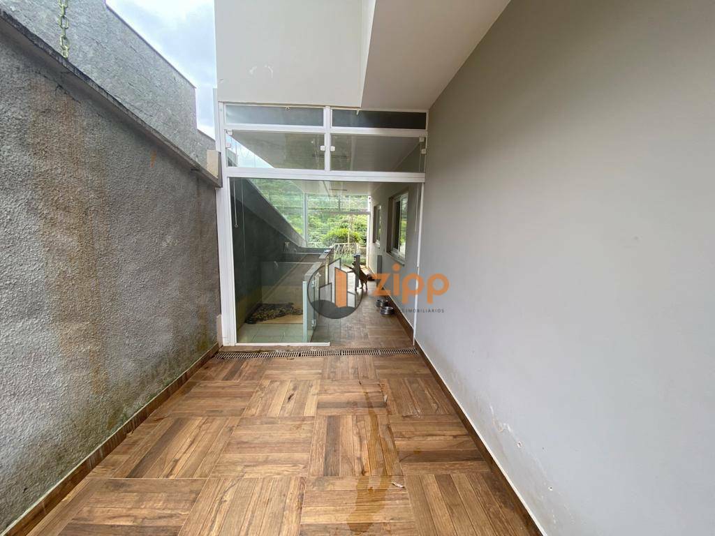 Sobrado à venda com 4 quartos, 550m² - Foto 8