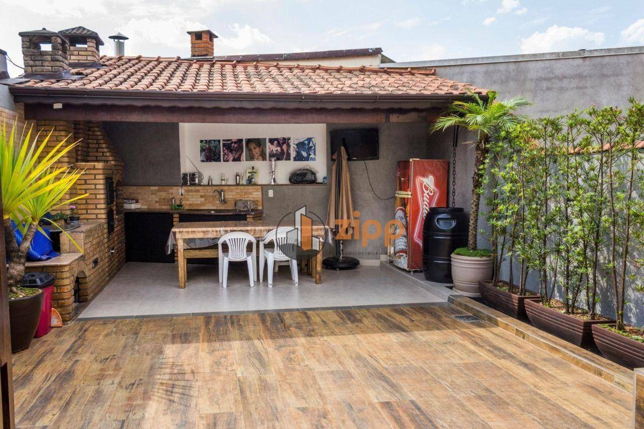 Sobrado à venda com 3 quartos, 580m² - Foto 1