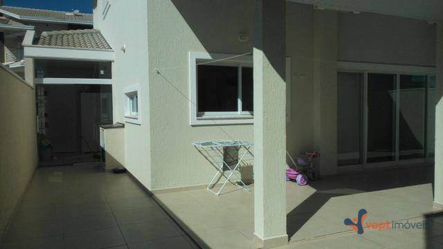 Sobrado à venda com 3 quartos, 193m² - Foto 11