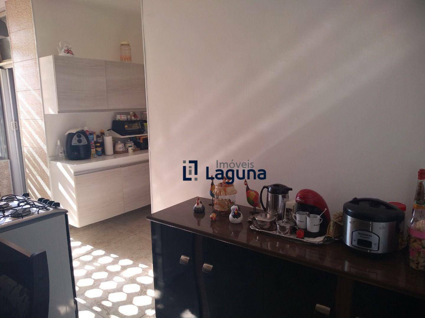 Apartamento à venda com 2 quartos, 110m² - Foto 6