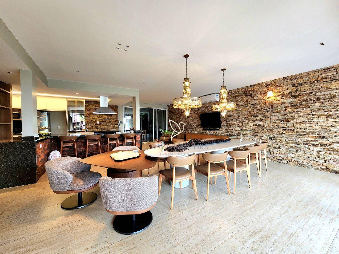 Casa, 3 quartos, 376 m² - Foto 1