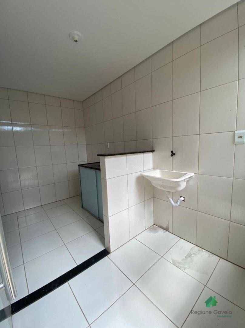 Apartamento para alugar com 2 quartos, 70m² - Foto 14