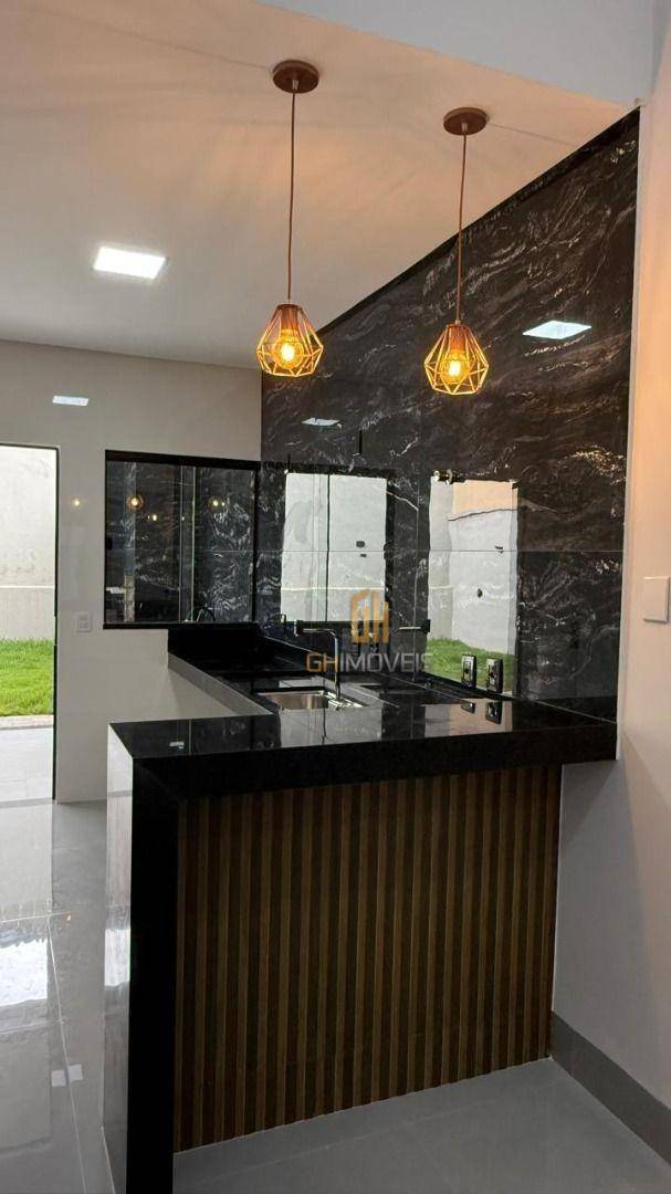 Casa à venda com 3 quartos, 105m² - Foto 4